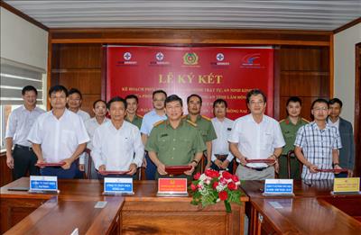 Lễ ký kết kế hoạch phối hợp đảm bảo an ninh, an toàn tại các công trình thủy điện quan trọng trên địa bàn tỉnh Lâm Đồng